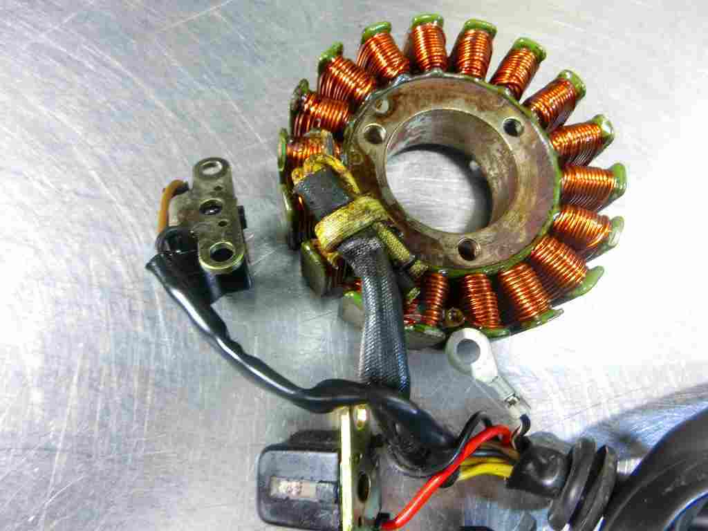 RGV250γSP2 ジェネレーターコイル、ピックアップコイル☆VJ22A、RGV250 