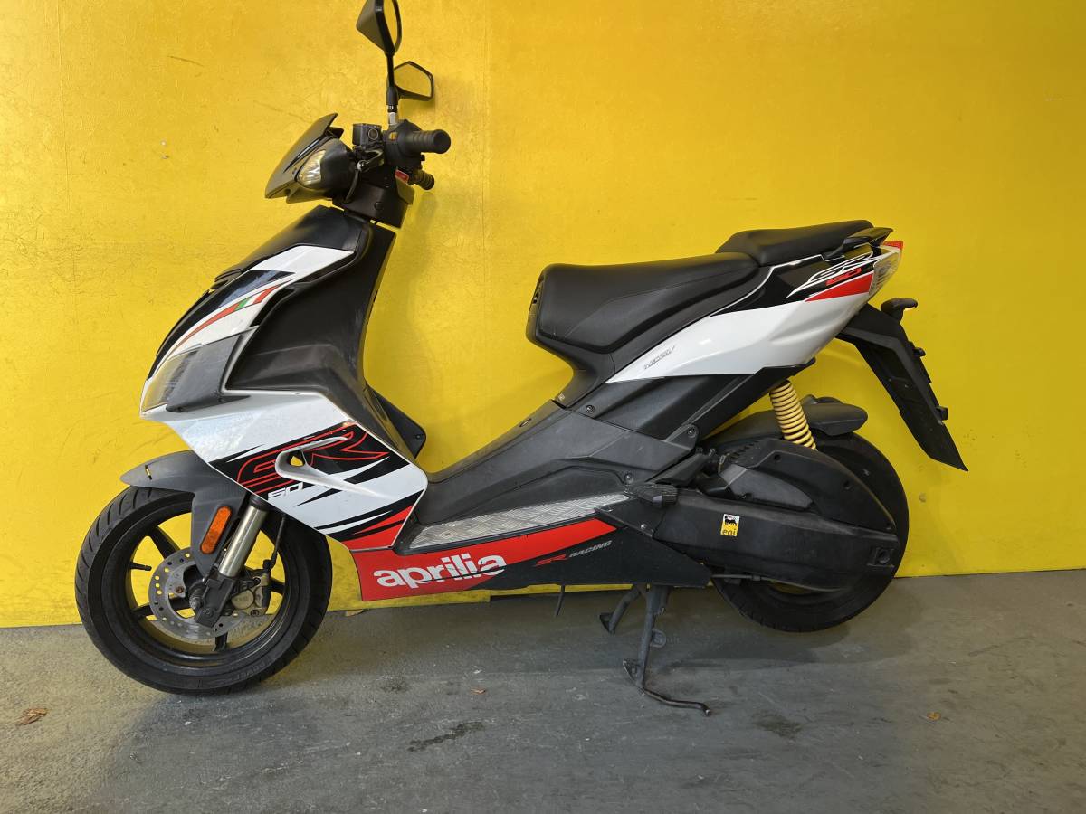 W,com様 アプリリア SR50 部品取り 浮かば