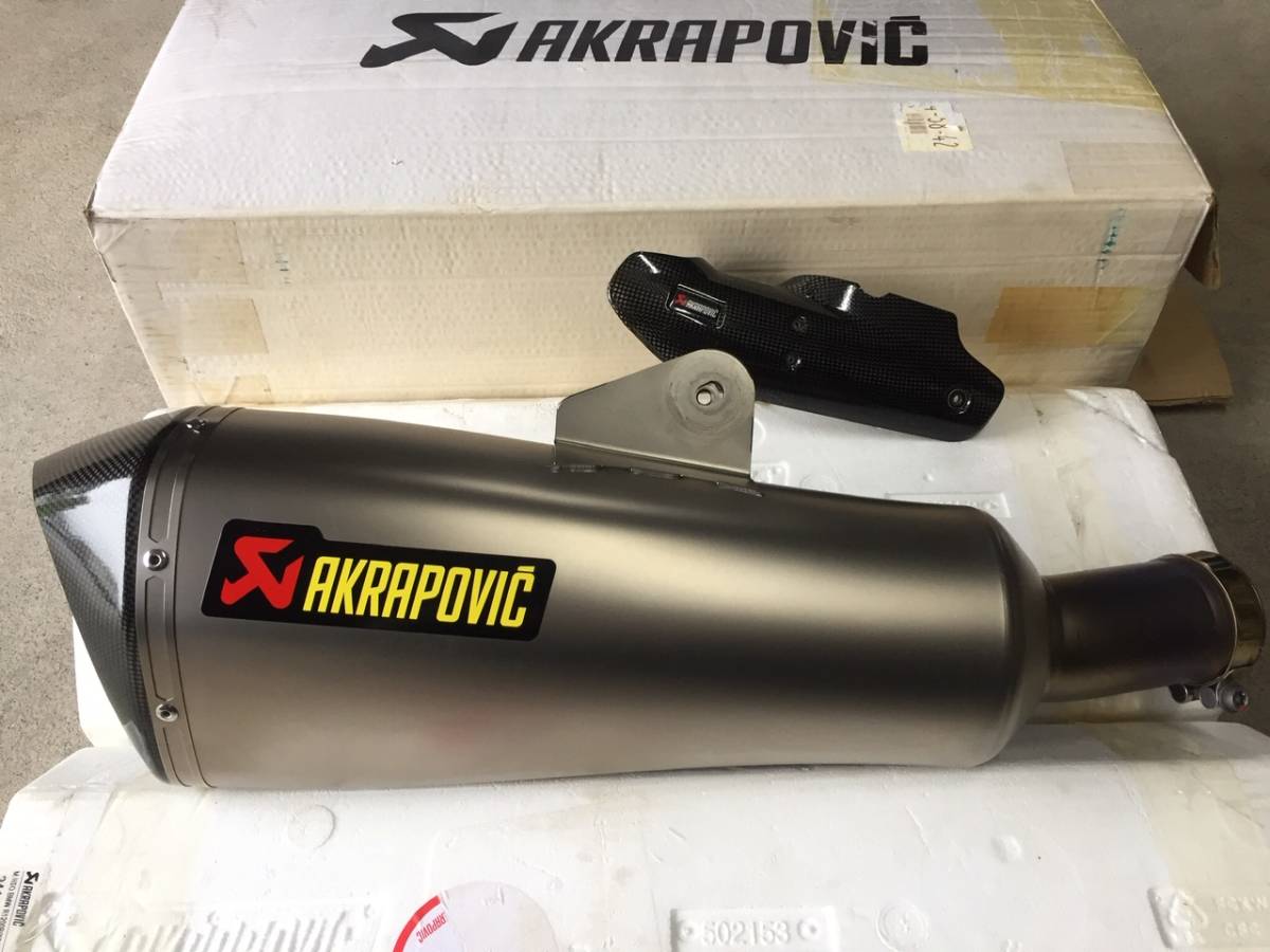 アクラポビッチ スリップオンマフラー R1200RS R1200R AKRAPOVIC 美品  