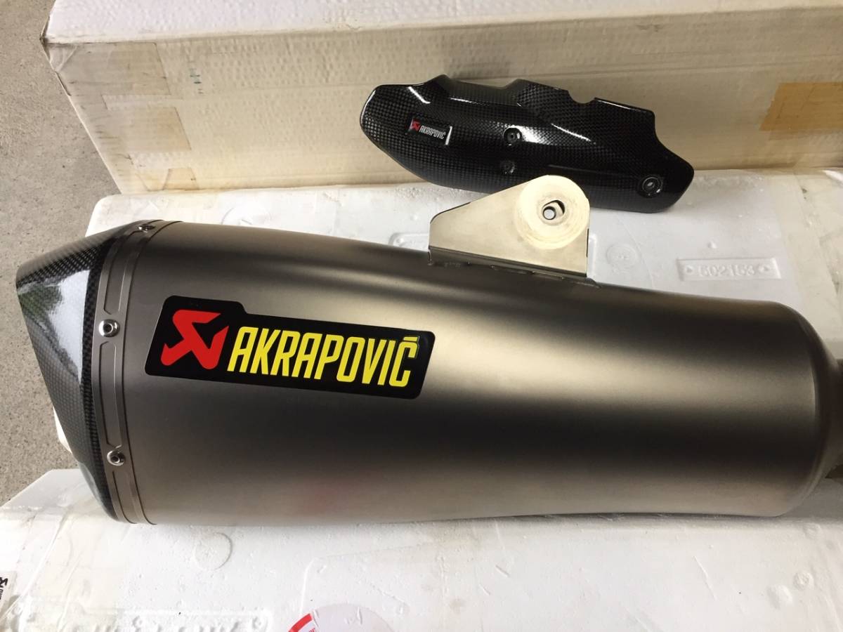 アクラポビッチ スリップオンマフラー R1200RS R1200R AKRAPOVIC 美品 