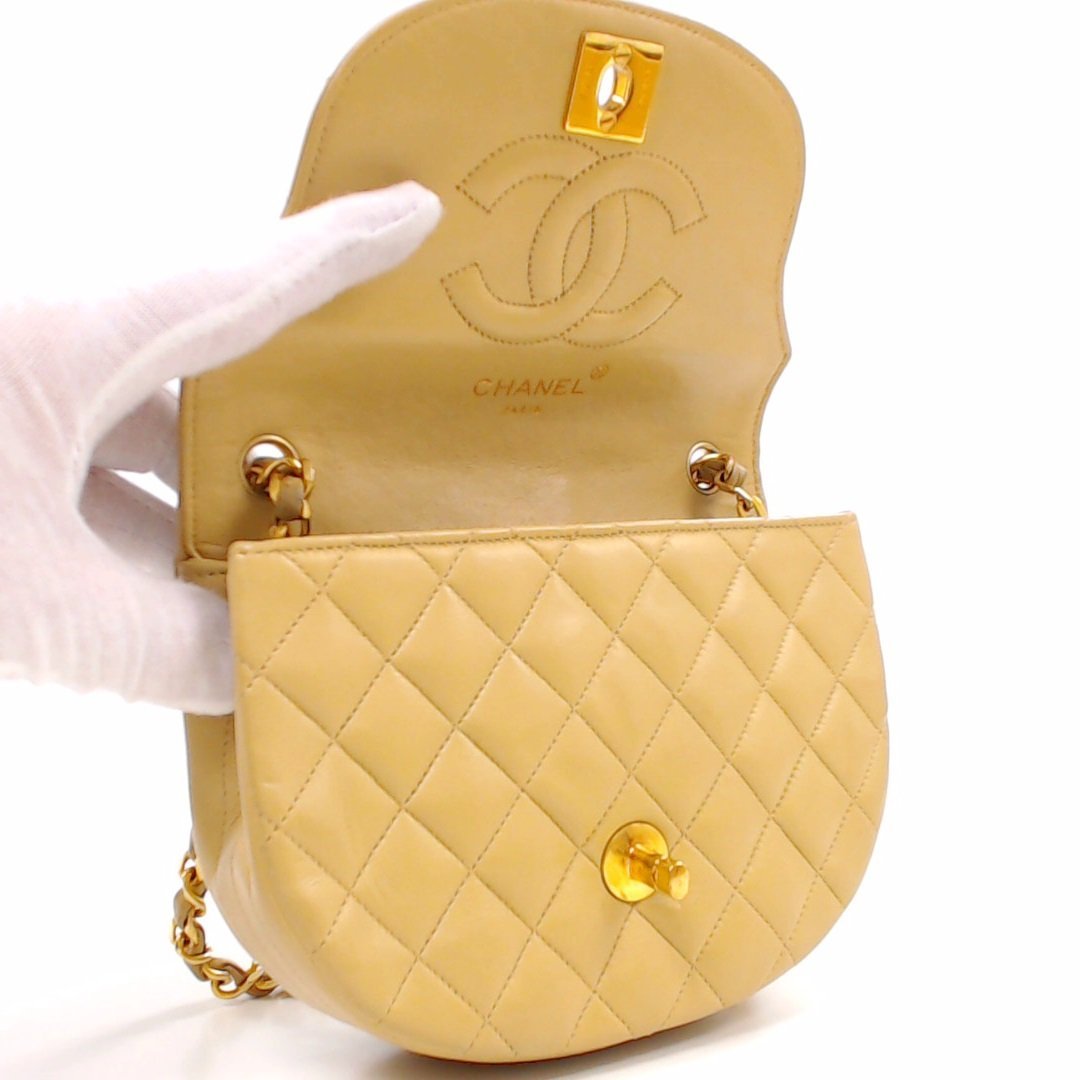 1円～ CHANEL シャネル ラムスキン マトラッセ ショルダーバッグ