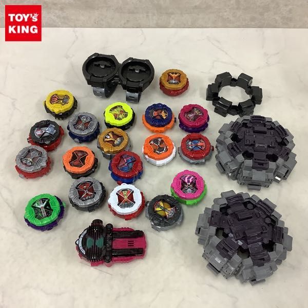全国無料，最新作 1円 バンダイ 仮面ライダージオウ ライドウォッチダイザー ディケイドライドウォッチ エグゼイドライドウォッチ 等(仮面ライダー)｜売買されたオークション情報、yahooの商品情報をアーカ 仮面ライダー