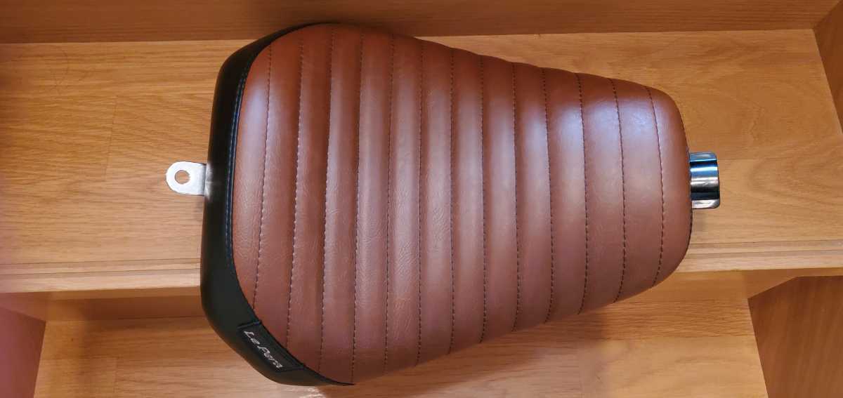 ラペラ ソロシート48 スポーツスター XL1200X／V／S品番LK-006BRNPT