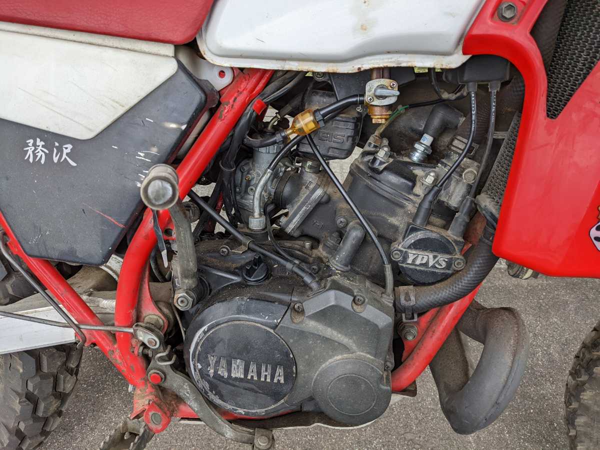 DT200 37F キック降りますがジャンク 扱いで キックOK初爆有】ヤマハDT200R 37F レストアベース書類有 部品取り