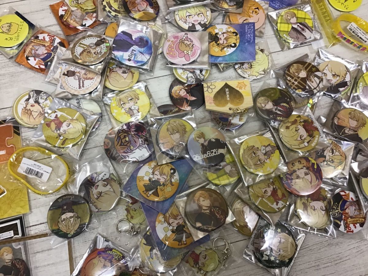 現状】 キャラ分け 歌い手 浦島坂田船 センラ 缶バッジ、アクリル 