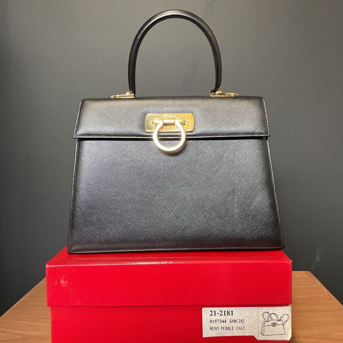 美品】Salvatore Ferragamo サルヴァトーレフェラガモ ガンチーニ 2way  