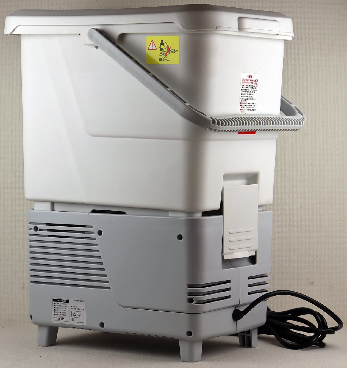アイリスオーヤマ SBT-412N タンク式高圧洗浄機 タンク式 ジャンク品