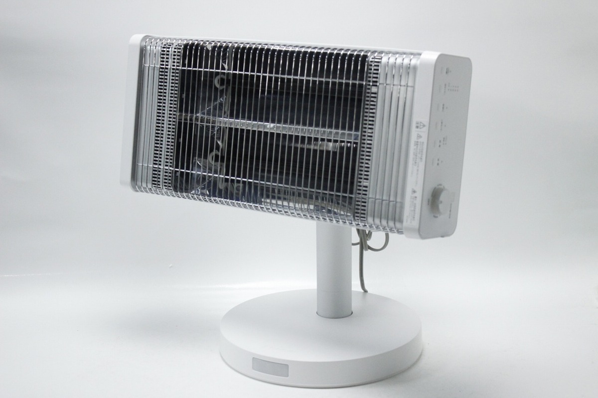DAIKIN ダイキン CERAMHEAT セラムヒート ERFT11WS-W 遠赤外線暖房機