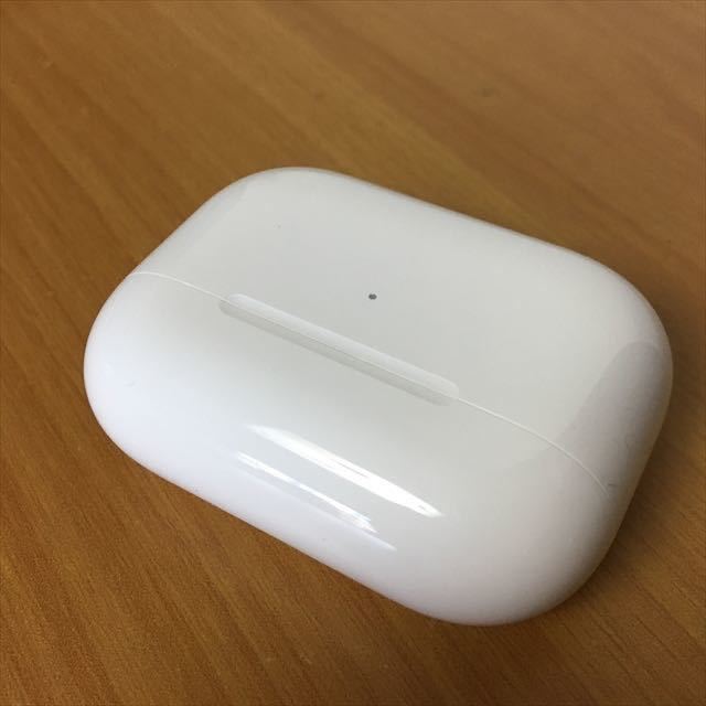 Apple Pro AirPods イヤホンなし ワイヤレス充電 第1世代&第2世代