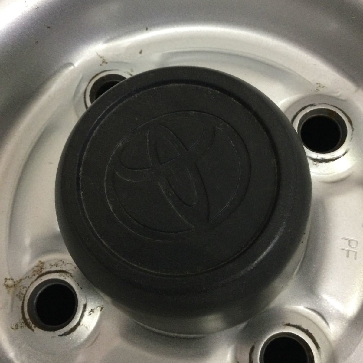 トヨタ純正タウンエースバン用リア低床用スチールホイール 12.5x6.75 