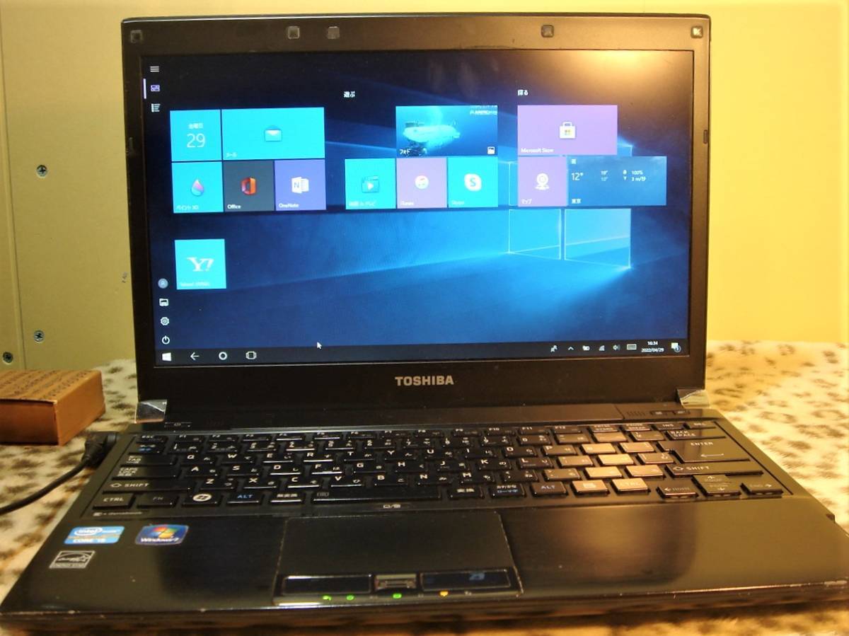 ☆良品☆東芝 DynaBook R731/D 最新Win10 高性能i5 2520M 爆速SSD