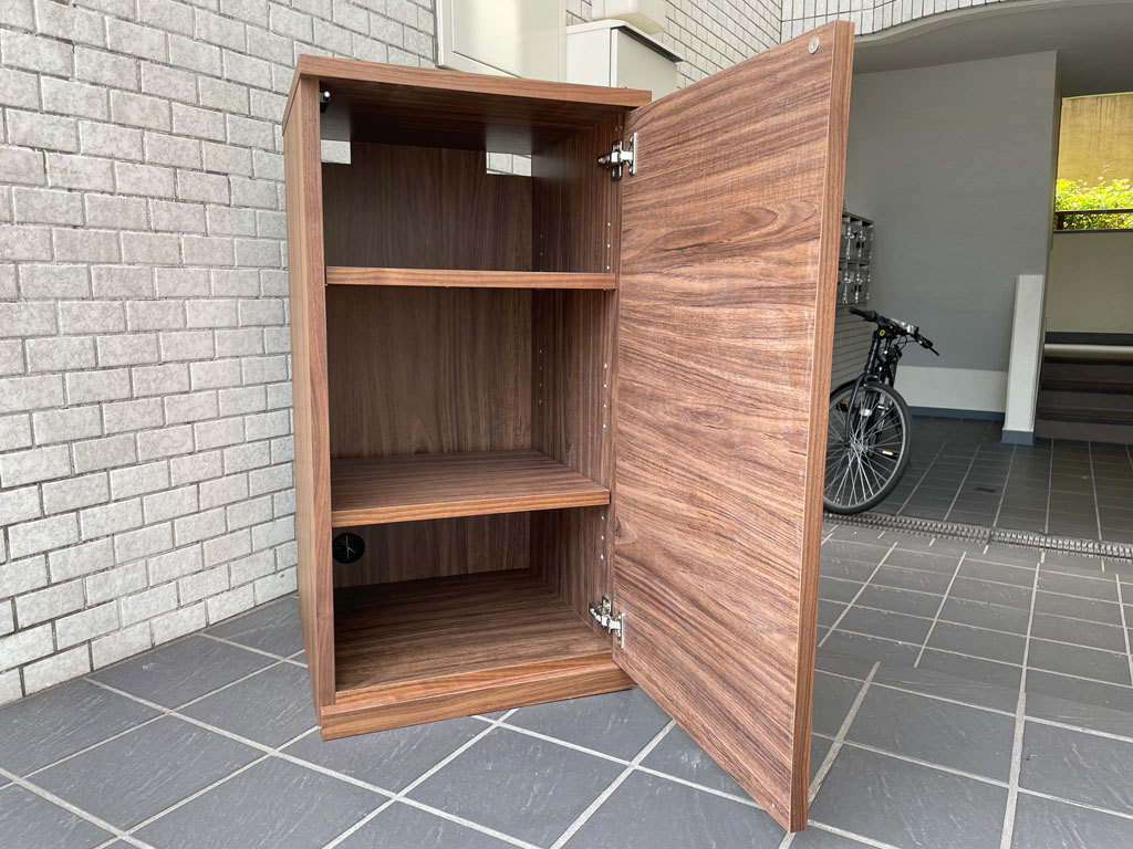 無印良品 MUJI 木製キャビネット 木扉 スリム ウォールナット材 W44