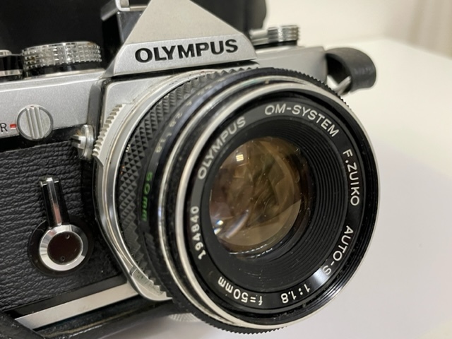 オリンパス　OM-1、OM-10、 レンズ135mm f3.5 ズイコー　セット OM OM-1 SYSTEM | II Mark レビュー｜高画質を引き出す二本の