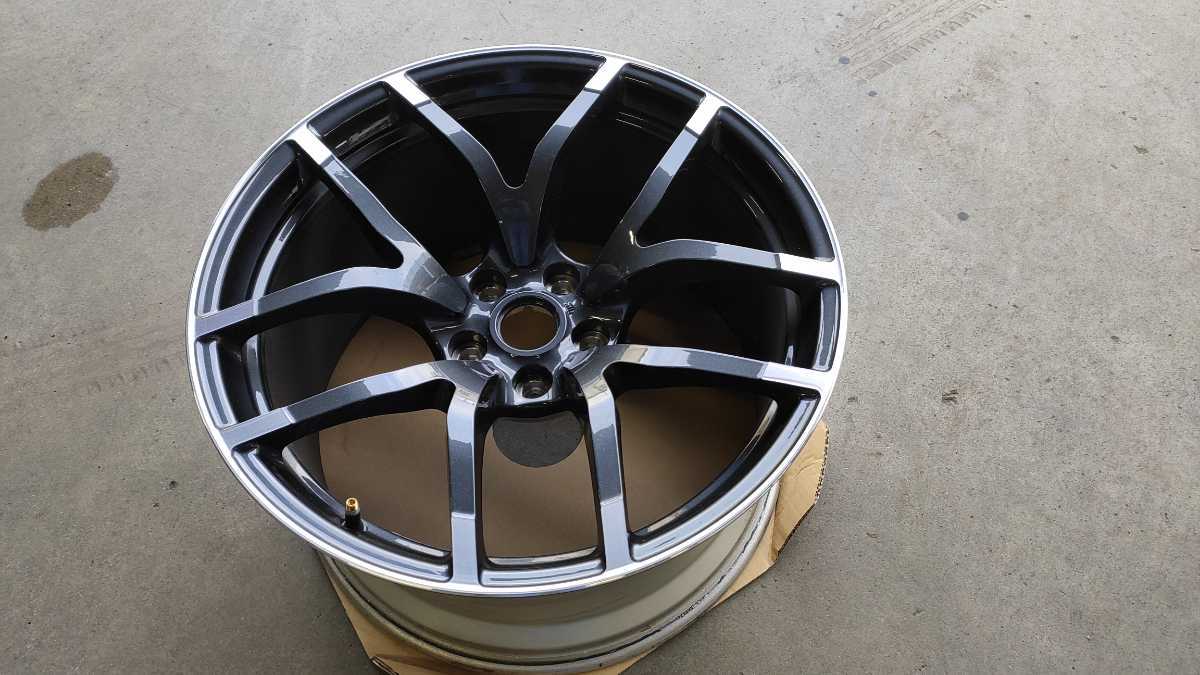 Nismo Z34 19インチ アルミホイール 1本 2/2 フェアレディZ Z34 NISMO純正 RAYS製 鍛造軽量19インチアルミホイール