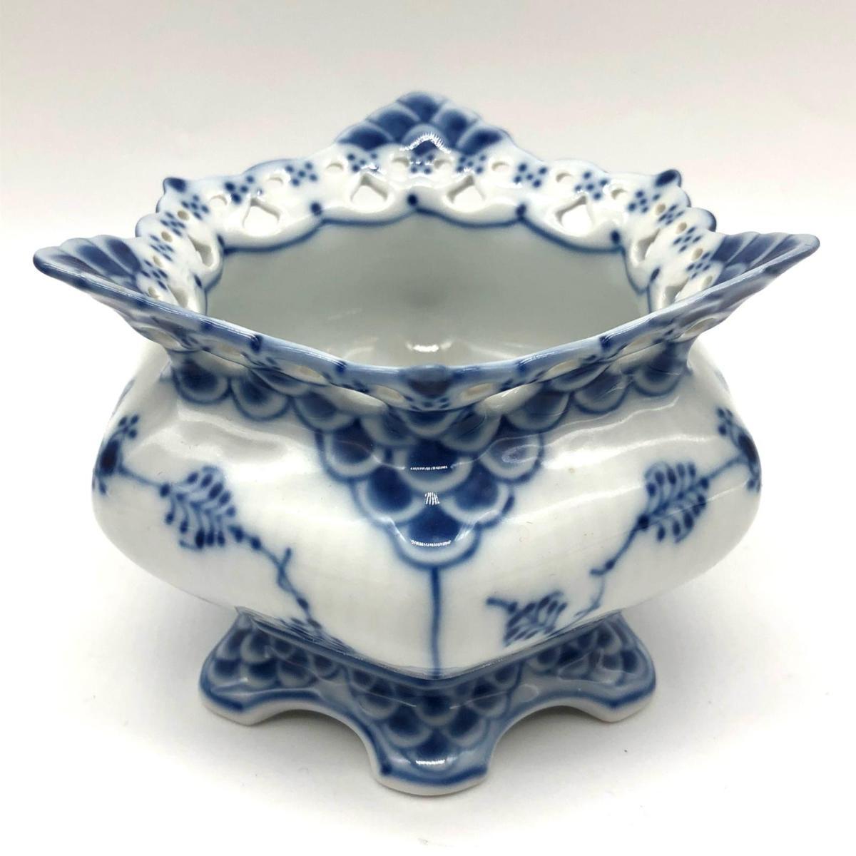 ★1円 美品 Royal Copenhagen ロイヤルコペンハーゲン ブルーフルーテッド フルレース シュガーポット 食器_1