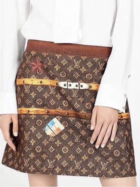 美品　ルイヴィトン ミニスカート　モノグラム柄 モノグラム LOUIS VUITTON スカート ヴィトン (ルイ ヴィトン) 22SS