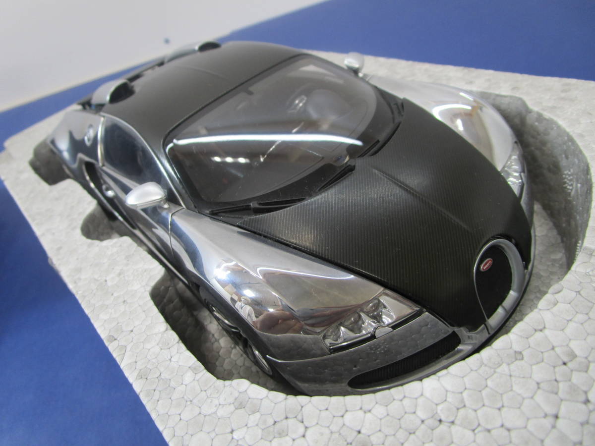 オートアート AutoArt 1/18 ブガッティ ヴェイロン Pur Sang ブラック 