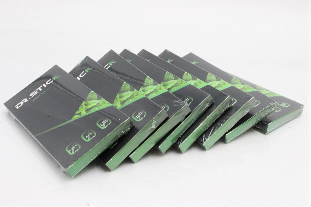 行董】 未開封 DR.STICK ドクタースティック STRONG MENTHOL 