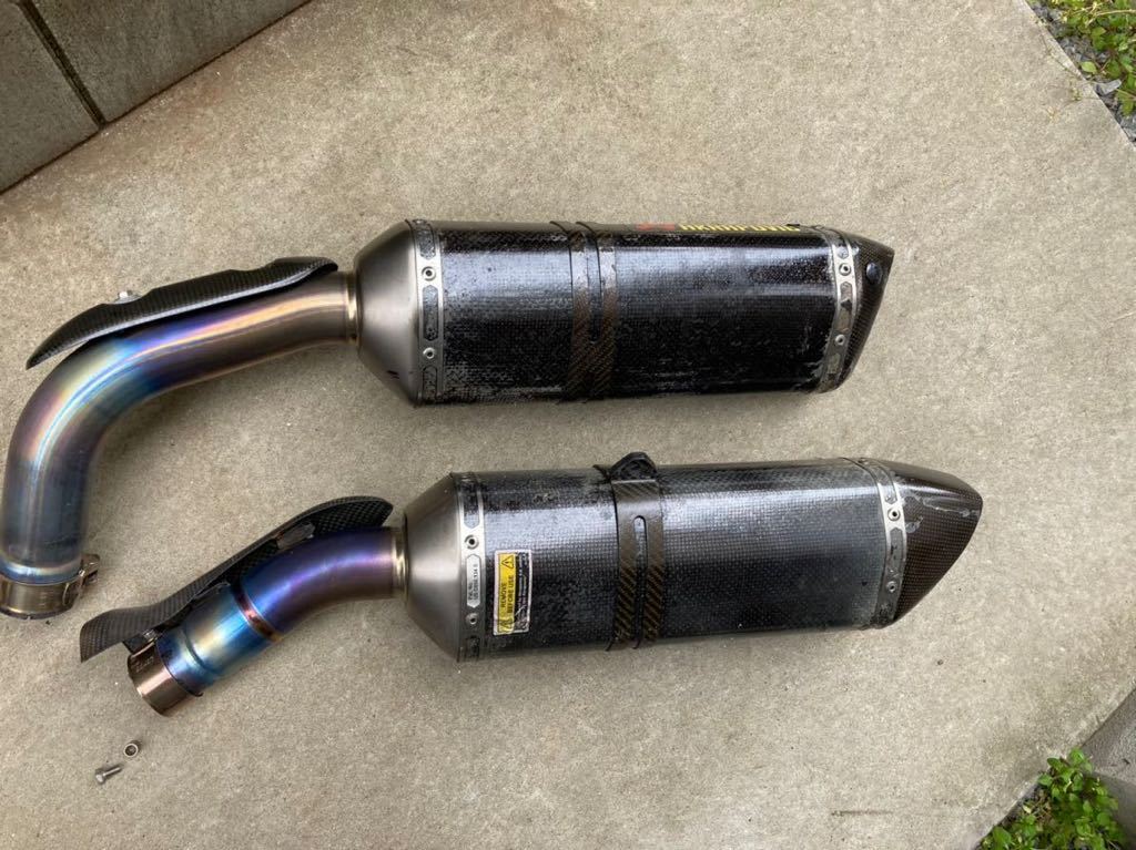 【現状】YZF-R1 アクラポビッチ スリップオンマフラー カーボン チタン 2009〜2014 RN23 クロスプレーン