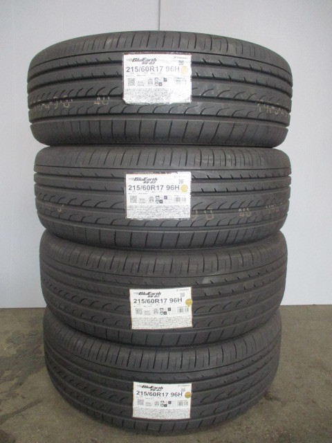 新品ヨコハマブルーアースRV02□215/60R17□新品4本□C-HRアルファード 