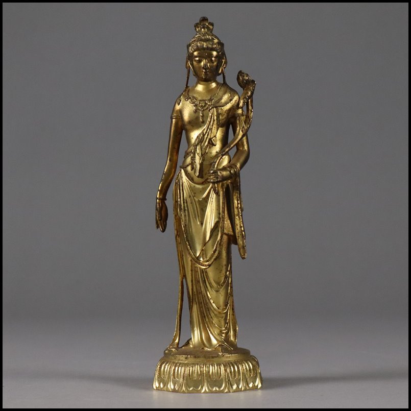 金工美術 高岡銅器【彫刻家 牧田秀雲 作】銅製 観音菩薩立像 仏像 佛像 金工美術 高岡銅器【彫刻家 牧田秀雲 作】銅製 観音菩薩立像 仏像 佛像