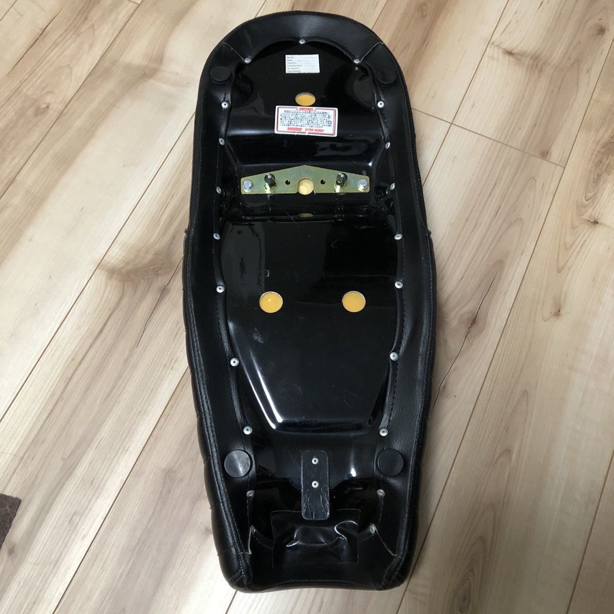 W650 タックロールシート Nitro Heads 美品 - メルカリ