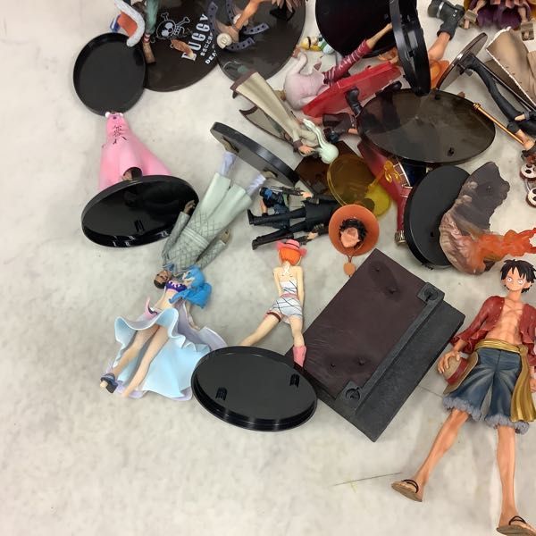 1円 訳あり ジャンク One Piece モンキー D ルフィ ポートガス D エース バギー ネフェルタリ ビビ ナミ他 One Piece 売買されたオークション情報 Yahooの商品情報をアーカイブ公開 オークファン Aucfan Com