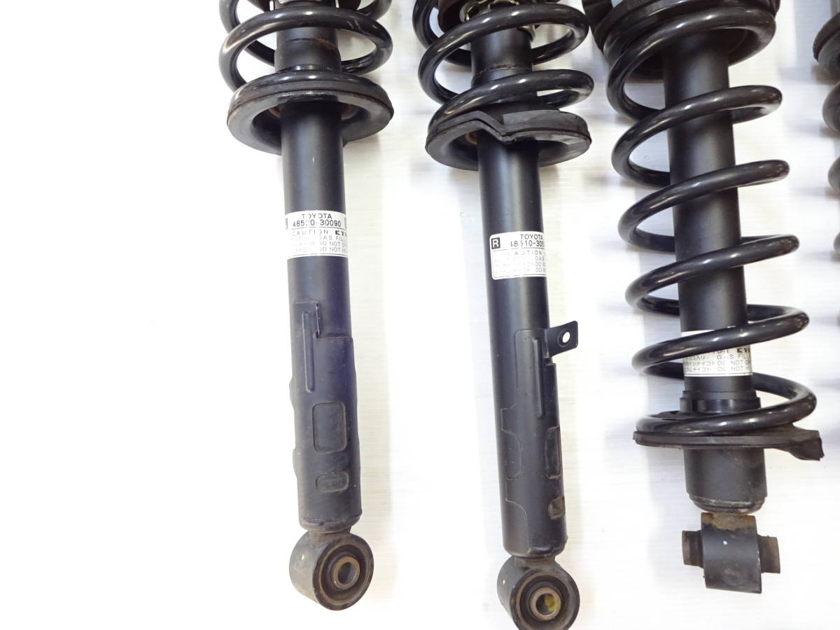 トヨタ 18系クラウン GRS182 GRS180 サスペンション 48520-30090 48510