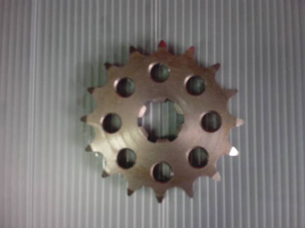 バイクパーツ 525 16T オートバイフロントスプロケット 750 1990to2003 と互換性 WOOSTAR フロントスプロケット 428-13T 17mm オートバイ用