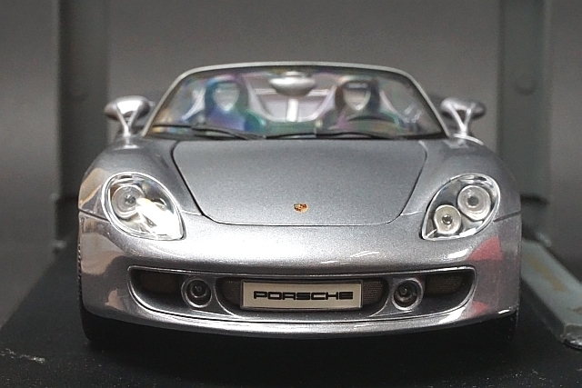 Maisto マイスト 1/18 PORSCHE ポルシェ CARRERA カレラ GT シルバー
