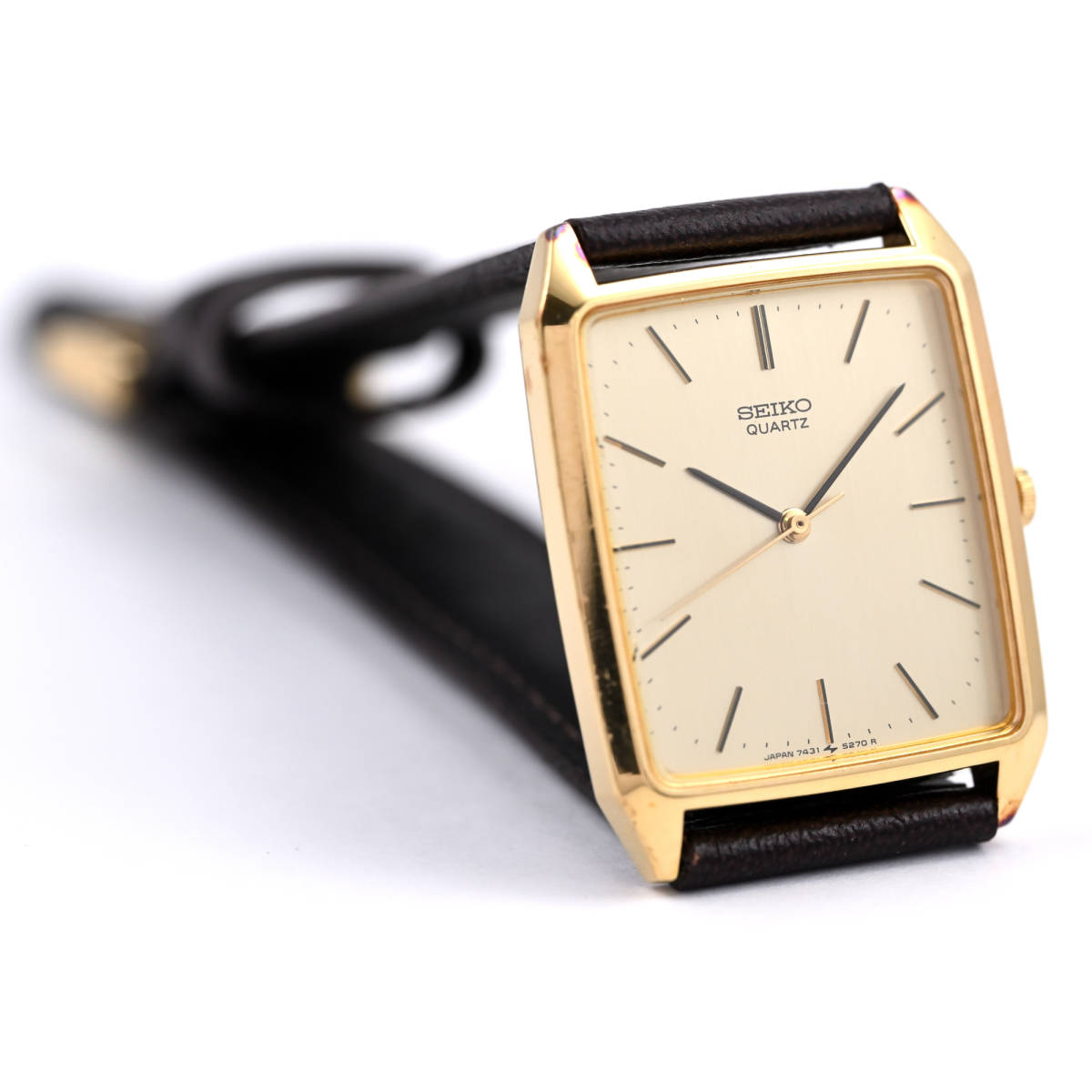 SEIKO セイコー QUARTZ Square Gold Dial Ref.7431-5210 27mm/5.5mm 