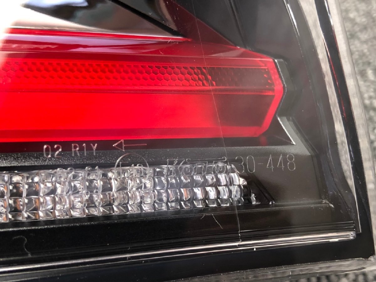トヨタ クラウンハイブリッドARS220 AZSH21 左テールランプ 新品