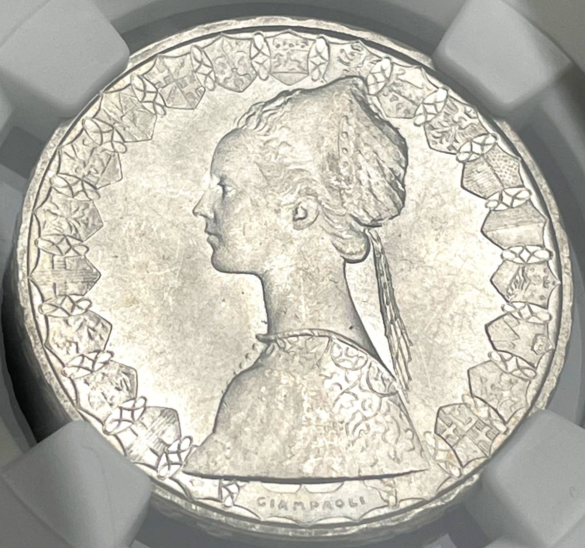 1円～【貴婦人とコロンブス船団】1966年 イタリア 500リラ 銀貨 NGC