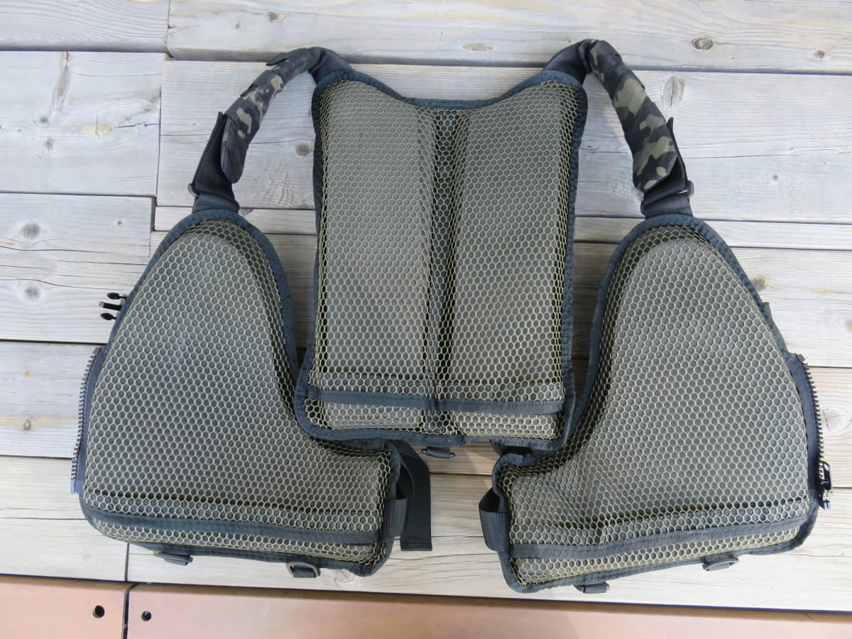 subroc v-one vest multicam 美品 SUBROC サブロック V-one VEST subroc v-one vest multicam 美品 SUBROC サブロック V-one VEST