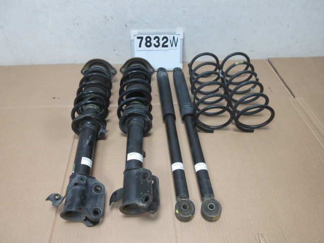 7832W ムーヴ 後期 150 L150S 純正 サスペンション ストラット 1台分