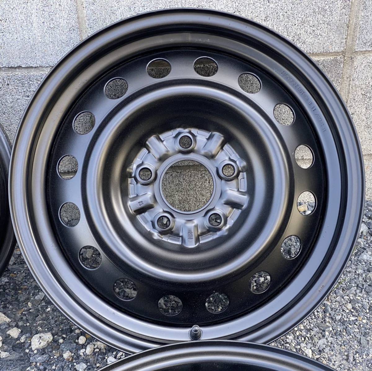 希少！三菱デリカD:5純正16インチスチールホイール マットブラック塗装 