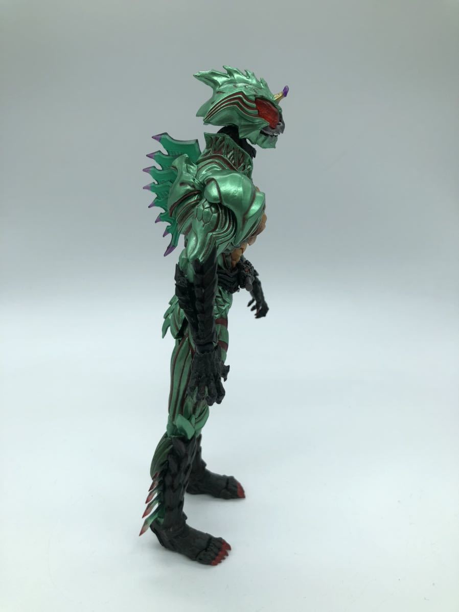 s.i.c 仮面ライダーアマゾンオメガ フィギュア 【公式通販】