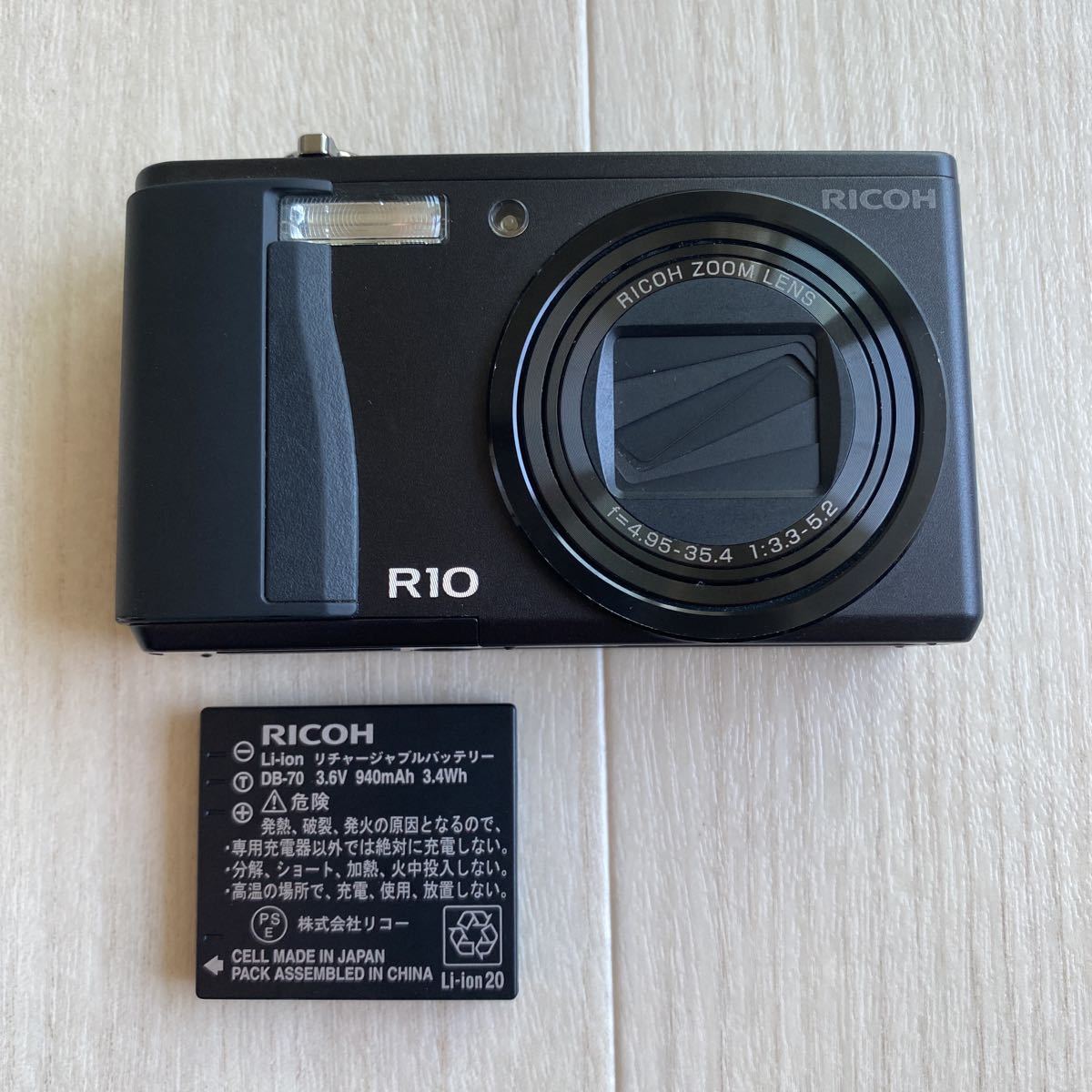 HOT，送料無料 少々難あり RICOH R10 リコー デジタルカメラ デジカメ D1570(リコー)｜売買されたオークション情報、yahooの商品情報をアーカイブ公開 - オークファン リコー