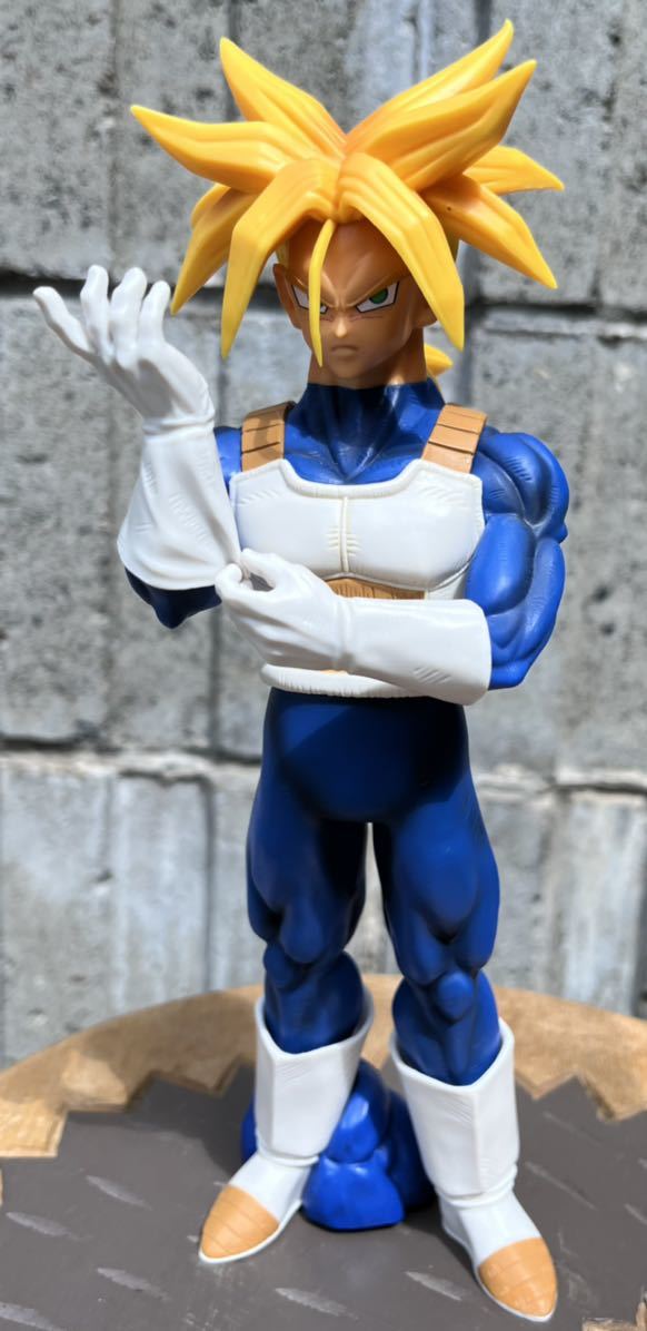 ◇ ドラゴンボールZ SOLID EDGE WORKS THE出陣 超サイヤ人 トランクス