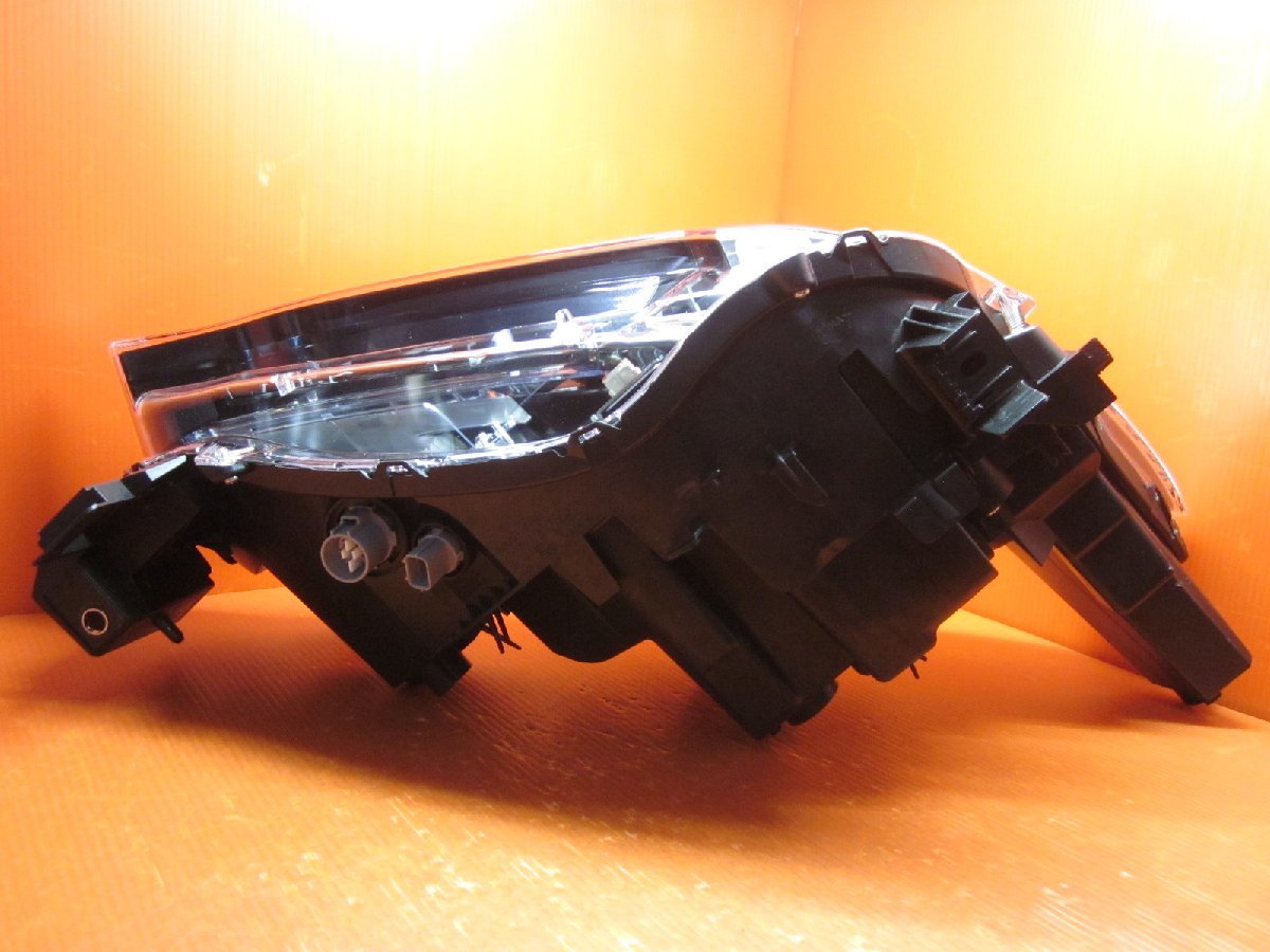 マツダ CX-8 KG2P 純正 ヘッドライト 左 STANLEY W3953 N】MAZDA マツダ CX-8 KG2P 純正 ヘッドライト 左側 STANLEY:W3953