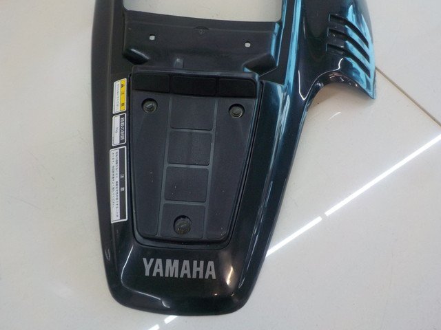 D136○○純正 ヤマハ TW200 テールカウル 黒 ブラック（1）中古 4-6/21
