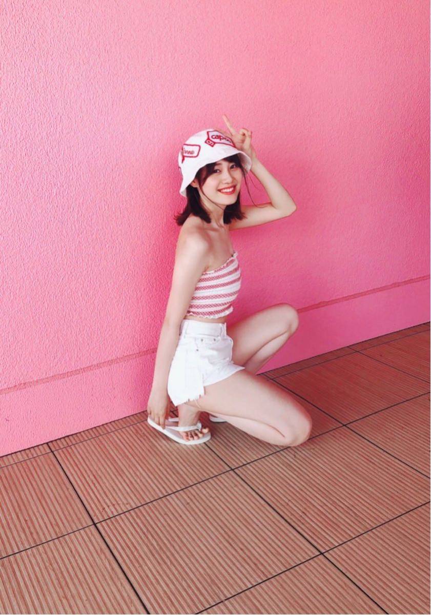 伊藤美来 L判 写真 30枚 Set その他 売買されたオークション情報 Yahooの商品情報をアーカイブ公開 オークファン Aucfan Com