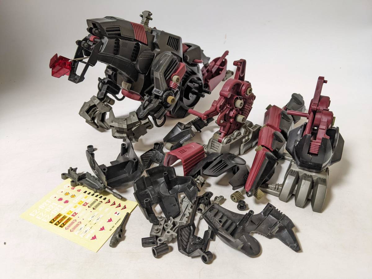 9 ゾイド ZOIDS デスザウラー 恐竜型 ガイロス帝国 1/72 TOMY 玩具 
