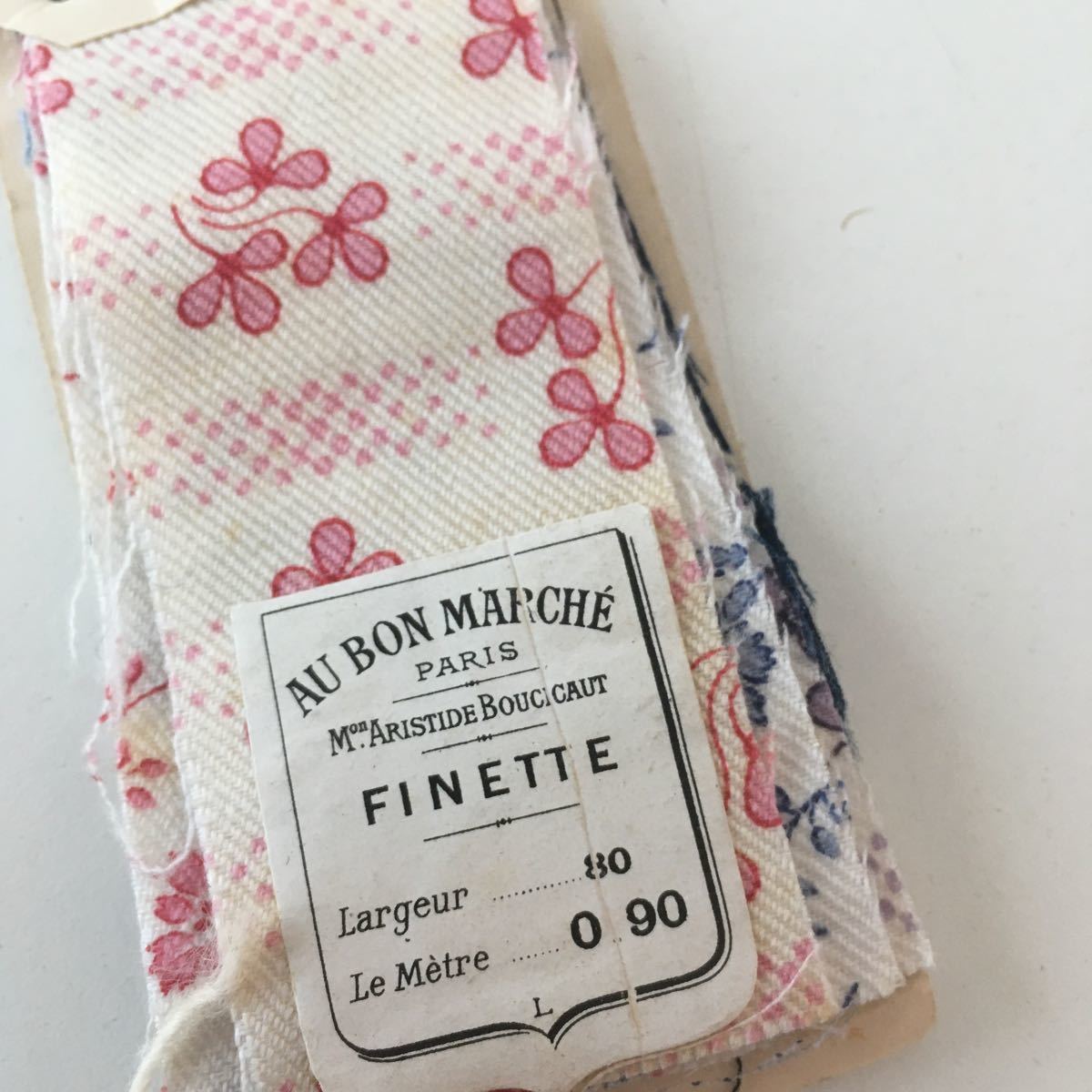 Au Bon AU BON Marche フランス アンティーク - MARCHE LES fabric Lisaandolive ANNEES folder samples RUKA