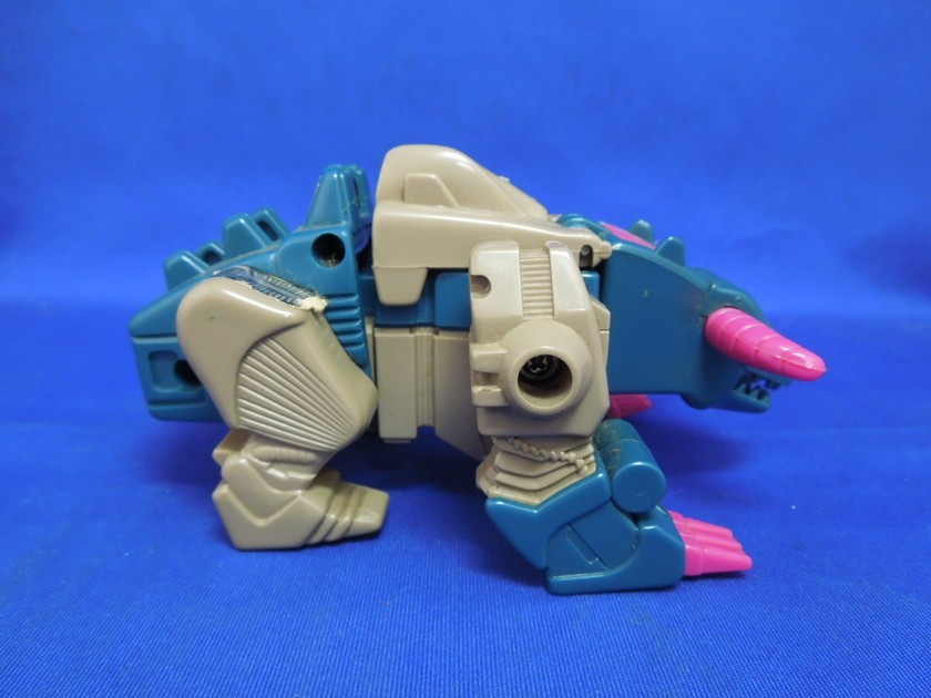 トランスフォーマー ブルホーン D-302 ヘッドマスター Jr.