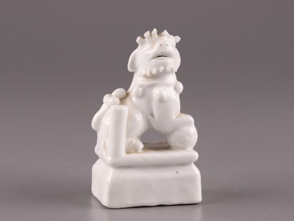 白磁 獅子 印有 古美術 骨董品 置物 時代物 唐獅子 極上細密 検) 京焼