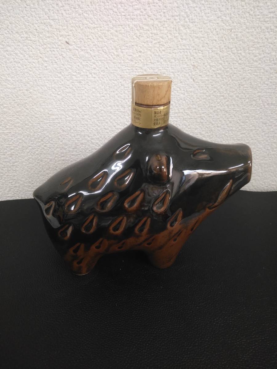 サントリー ローヤル 干支ボトル 亥歳 陶器 600ml 43% ウイスキー☆X99