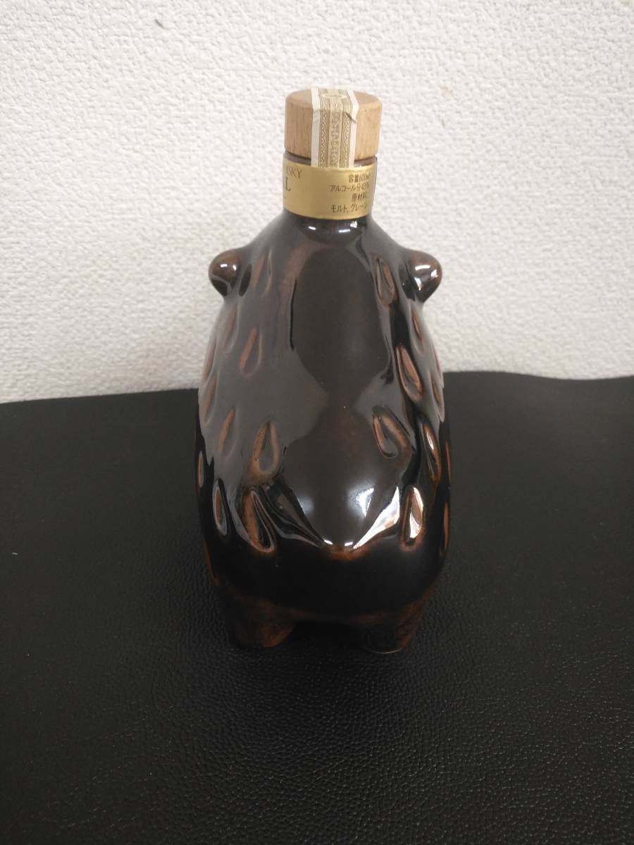 サントリー ローヤル 干支ボトル 亥歳 陶器 600ml 43% ウイスキー☆X99