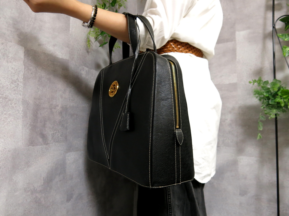 ○超美品○VALENTINO GARAVANI ヴァレンティノ ガラヴァーニ○カーフ 