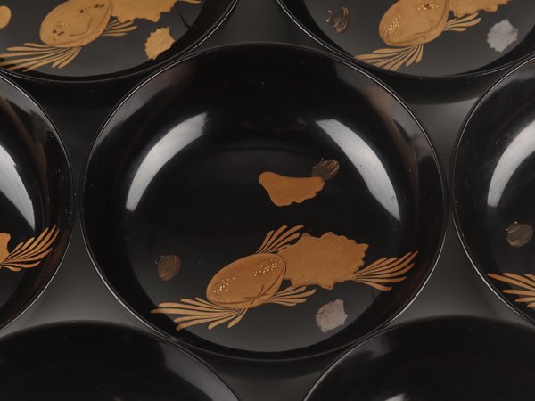 茶懐石道具 小吸物椀 吸物椀 K121302 黒塗金蒔絵 蓋裏図